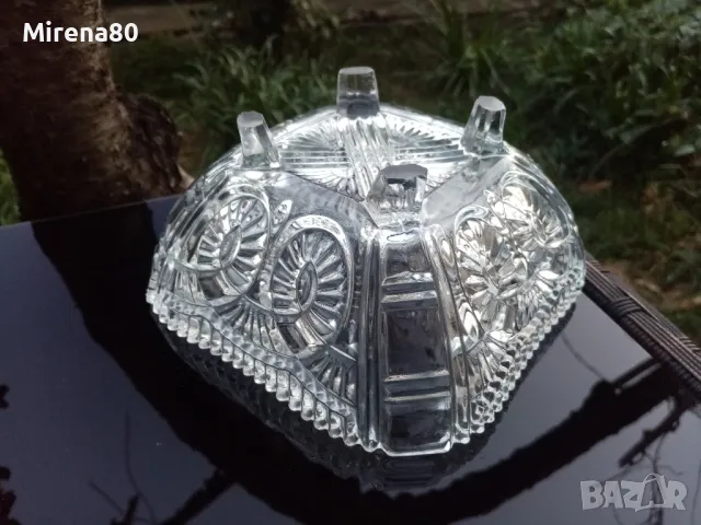 Кристална бонбониера на крачета, снимка 7 - Антикварни и старинни предмети - 47883456