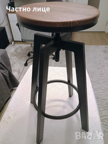ПРОМОЦИЯ! Нов метален, въртящ се бар стол