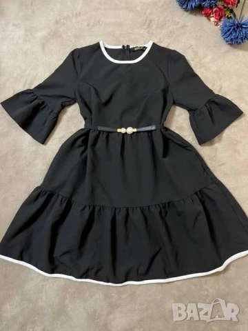 Рокля с разкроена кройка 