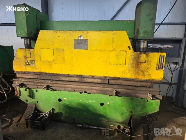 Абкант 100 тона 3000 мм хидравличен, снимка 2 - Други машини и части - 50921478