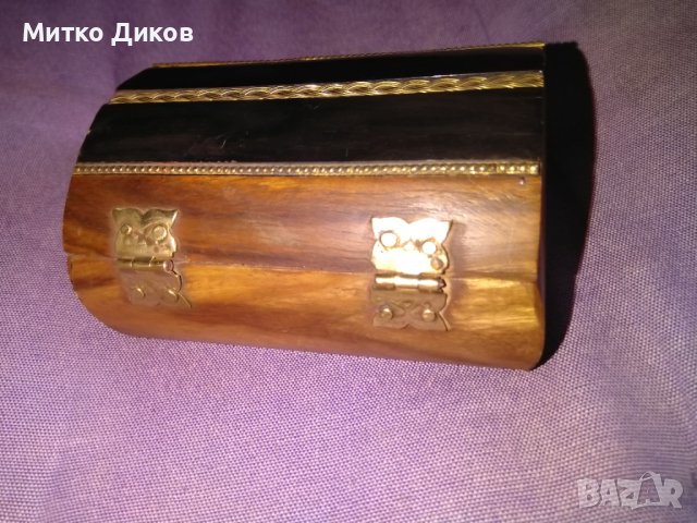 Дървена кутия ръчна изработка за бижута с орнаменти нова 105х80х52мм, снимка 4 - Декорация за дома - 39712021