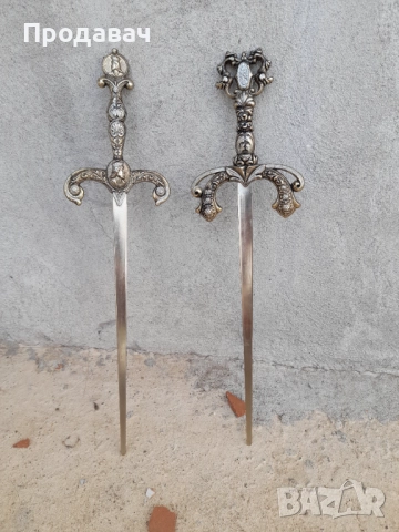 Колекция декоративни оръжия – пушка, арбалет, алебарда, мечове, снимка 5 - Други стоки за дома - 52031429