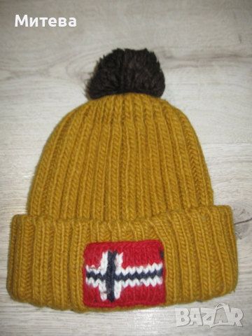 Napapijri шапка 30%вълна