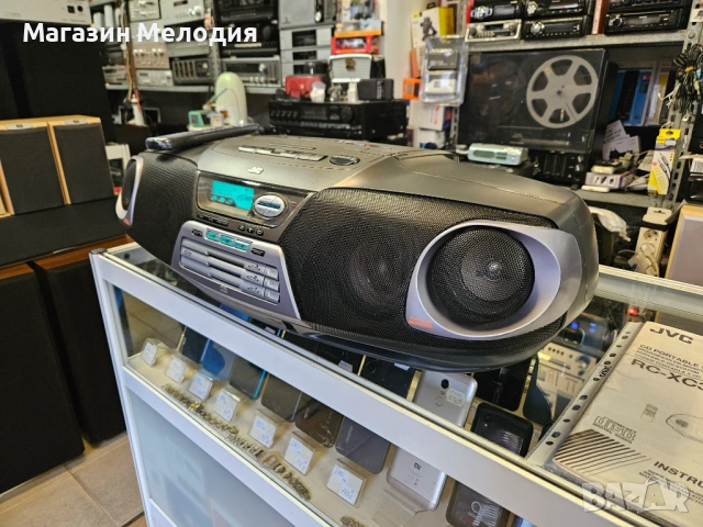 Радиокасетофон с 3-дисков CD чейнджър JVC RC-XC3BX с оригинално дистанционно и книжка., снимка 18 - Радиокасетофони, транзистори - 53455438