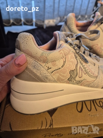 Продавам маратонки Anekke, снимка 4 - Маратонки - 52027319