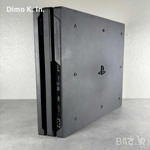 PS4 Pro с 2 джойстика и игри, снимка 3 - PlayStation конзоли - 52647323