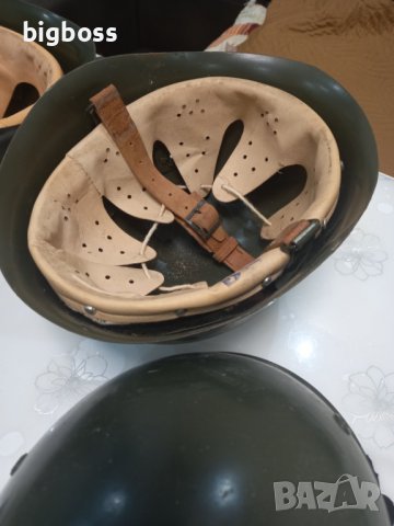 Каски, снимка 3 - Антикварни и старинни предмети - 38083021