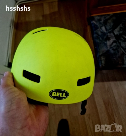 каска bell в перфектно състояние 