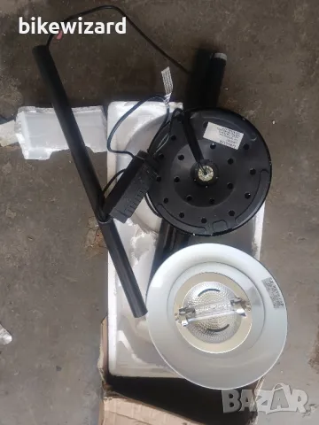 Unilux First Black Halogen подова метална масивна лампа НЕ РАБОТИ