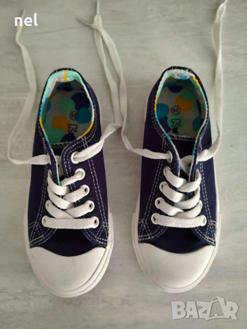 Сини гуменки 