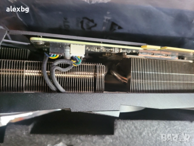 MSI Geforce RTX 3070ti Ventus 3x, снимка 4 - Видеокарти - 53440210
