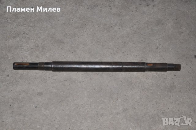 Два вала 770мм и 675мм, снимка 2 - Други машини и части - 28654674