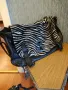Vera pele чанта с естествена кожа от зебра, снимка 2