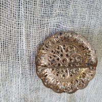 Старинна брошка с позлата, снимка 4 - Антикварни и старинни предмети - 43593889