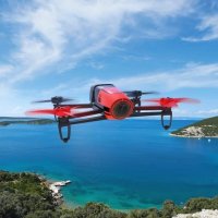  Parrot Bebop Drone (червен), дрон, до 300м обхват, 14Mpix камера (FULL HD @ 30fps), GPS, управление, снимка 2 - Електрически играчки - 32948815