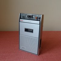 Vintage Philips 2202 Cassette Recorder-1970г, снимка 8 - Радиокасетофони, транзистори - 32555504
