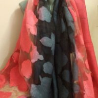 Дамски копринени шалове, снимка 3 - Шалове - 24874302