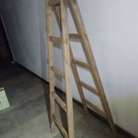 Двойна стълба, дървена бояджийска стълба , снимка 1 - Други стоки за дома - 38422578