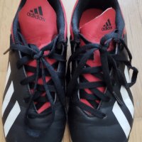 Футболни обувки, 32, снимка 1 - Детски маратонки - 37989741