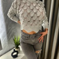 Страхотен пуловер, снимка 1 - Блузи с дълъг ръкав и пуловери - 43699982