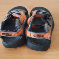 Keen- детски сандали. Номер 27, снимка 4 - Детски сандали и чехли - 32906253