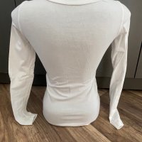 Бяла блузка, снимка 2 - Блузи с дълъг ръкав и пуловери - 23917076