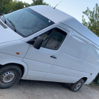 Mercedes Sprinter 208, снимка 4 - Бусове и автобуси - 44927961