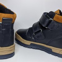Чисто нови детски зимни обувки Bartek номер 24, снимка 2 - Детски маратонки - 43159316