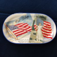 Декоративна чиния от САЩ , снимка 1 - Декорация за дома - 43436014