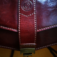Продавам луксозна бизнес чанта от естествена кожа GIUDI, снимка 3 - Чанти - 44912734