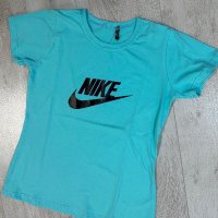 Дамска тениска Nike, снимка 1 - Тениски - 44062551