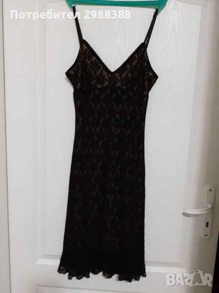 Черна дантелена рокля, размер S, дължина 91 см, снимка 1