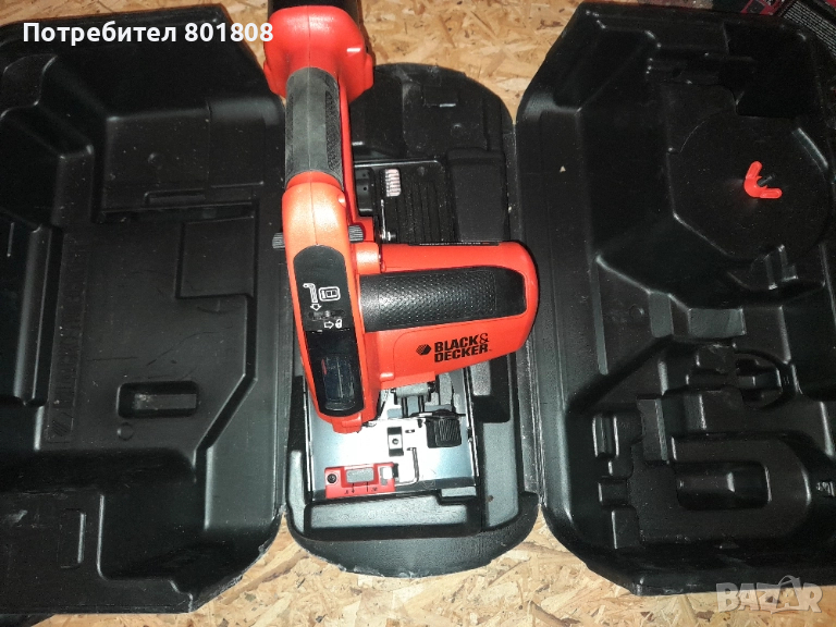 Ръчен циркуляр Black and Decker , снимка 1