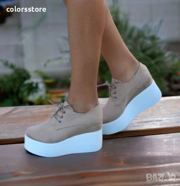 Обувки на платформа - бежов велур с бяло ходило - 120K, снимка 1