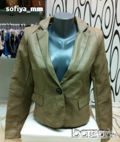 Дамско Кожено сако, снимка 1