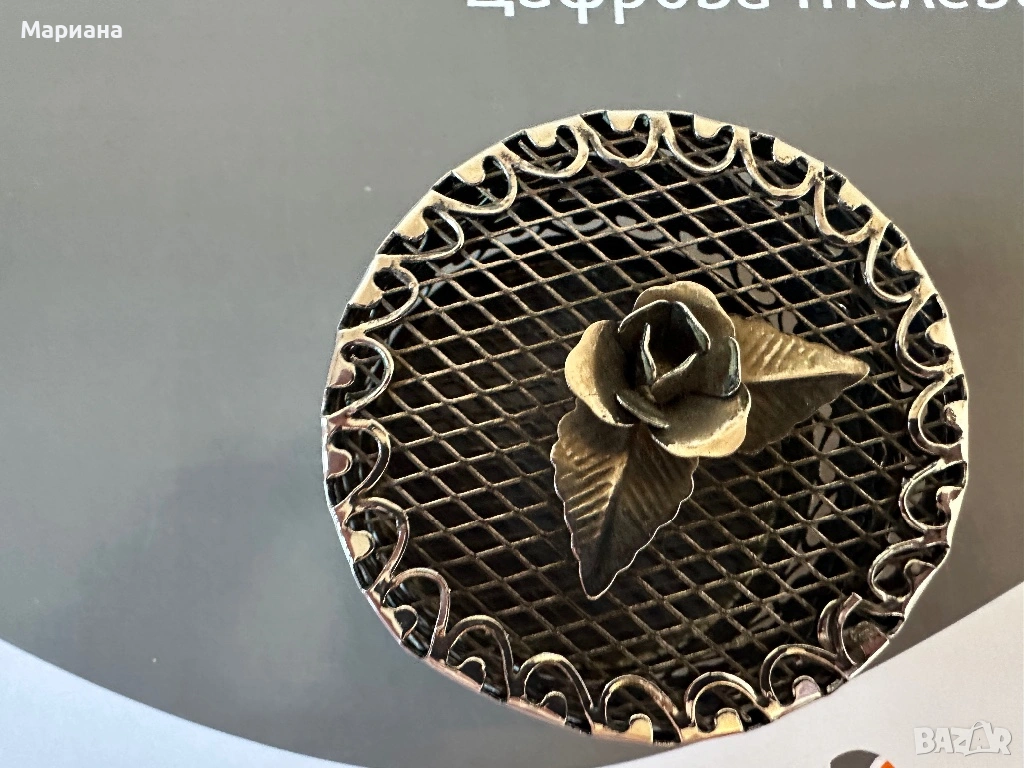 Продавам малка кутия за бижута, снимка 1