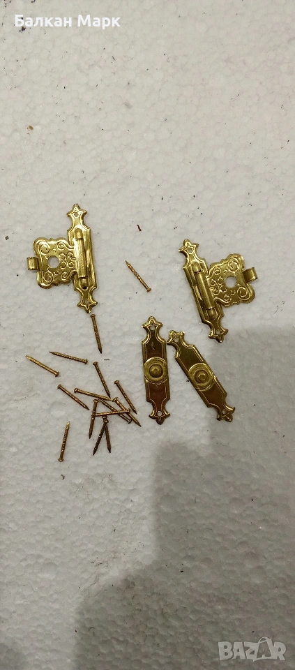 Закопчалки/обков за кутии – 32 мм, месингово покритие (2 бр.), снимка 1