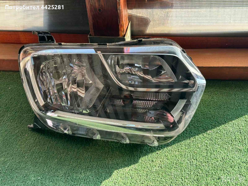 фар десен Dacia Duster 2017-2023 г. #530S. 260101133R, снимка 1