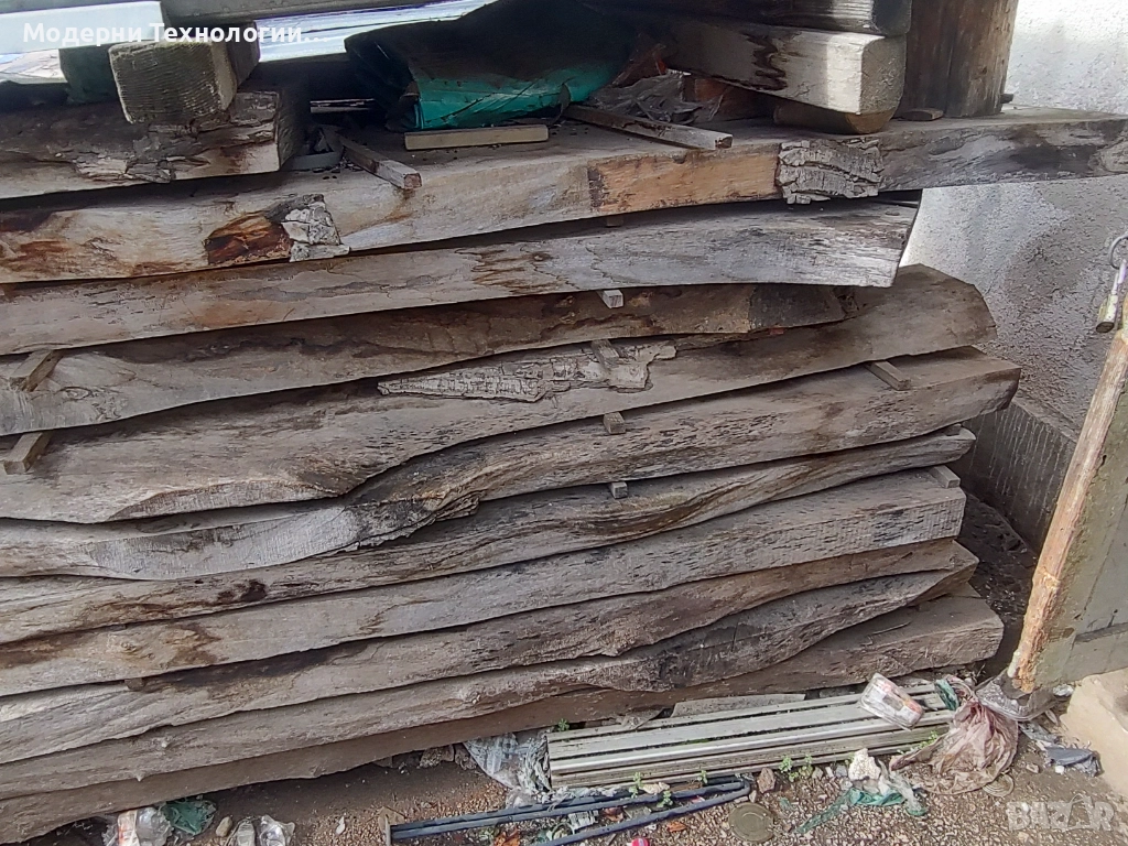 Орех на талпи , снимка 1