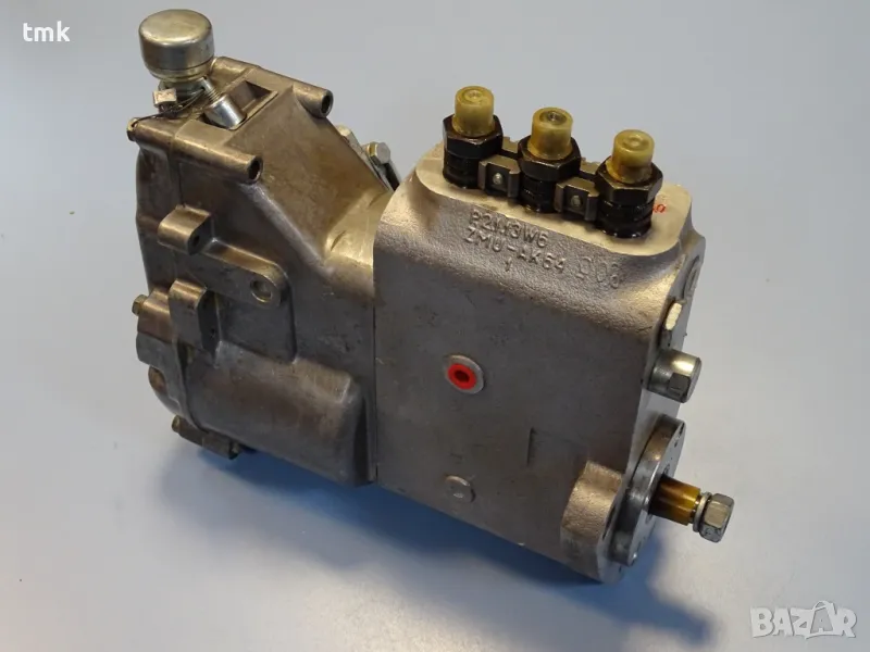 Горивно нагнетателна помпа (ГНП) WSK Mielec P.23-23 injector pump WSK Mielec R8V20-120, снимка 1