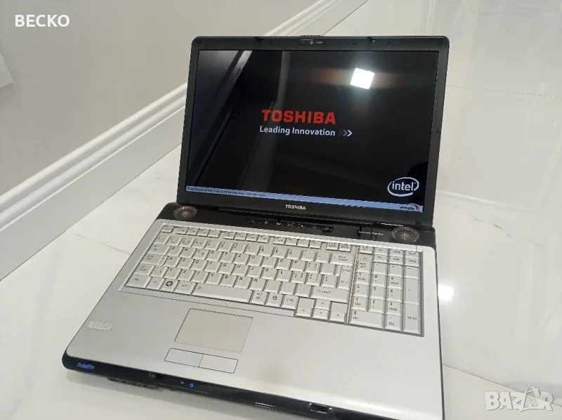 Лаптоп Toshiba Satellite P200, снимка 1