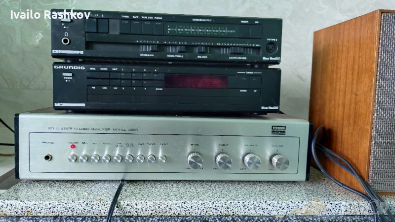 две готини машинки с тонколони , снимка 1