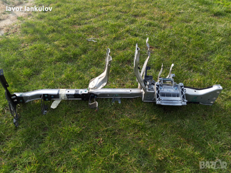 Предни алуминиеви краш греди за предните брони на :Сеат Алтеа и Ауди А3 ., снимка 1