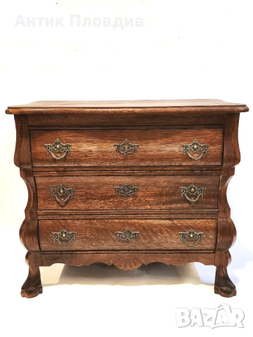 Класически скрин с извити профили