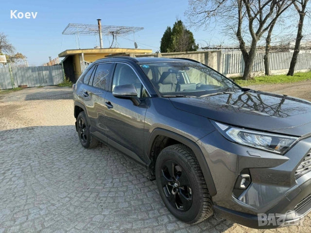 Toyota RAV 4 2.5 HYBRID, снимка 11 - Автомобили и джипове - 53023662