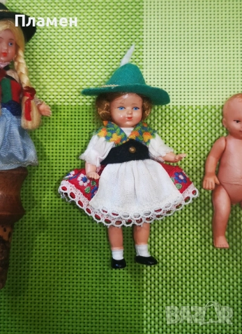 Малки ретро кукли Hong Kong , снимка 14 - Колекции - 46782819