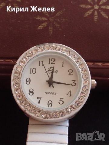Елегантен дамски часовник REN QUARTZ метален ластична верижка стил и комфорт 42582, снимка 2 - Дамски - 43758063