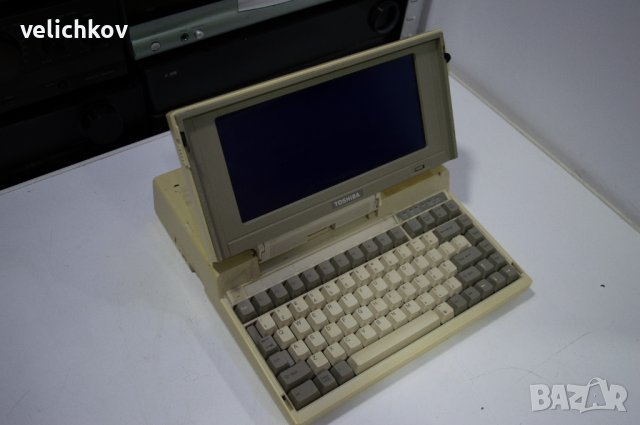 Античен лаптоп Toshiba T1200 1987; 35 годишен !, снимка 2 - Лаптопи за дома - 38118058