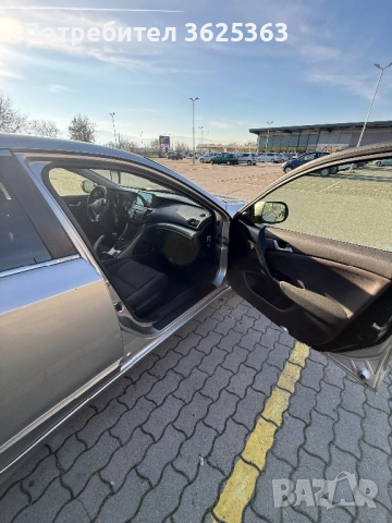 Хонда Акорд 2.2 150 кс 2009 г, снимка 11 - Автомобили и джипове - 52952033