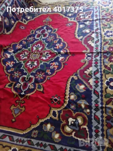 Уникален старинен чипровски килим - ,,Царската корона", снимка 12 - Антикварни и старинни предмети - 48594843